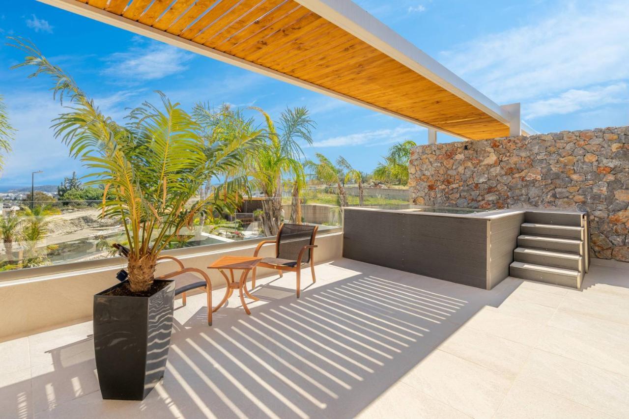 Venezia Luxury Living Villas, * Φαληράκι