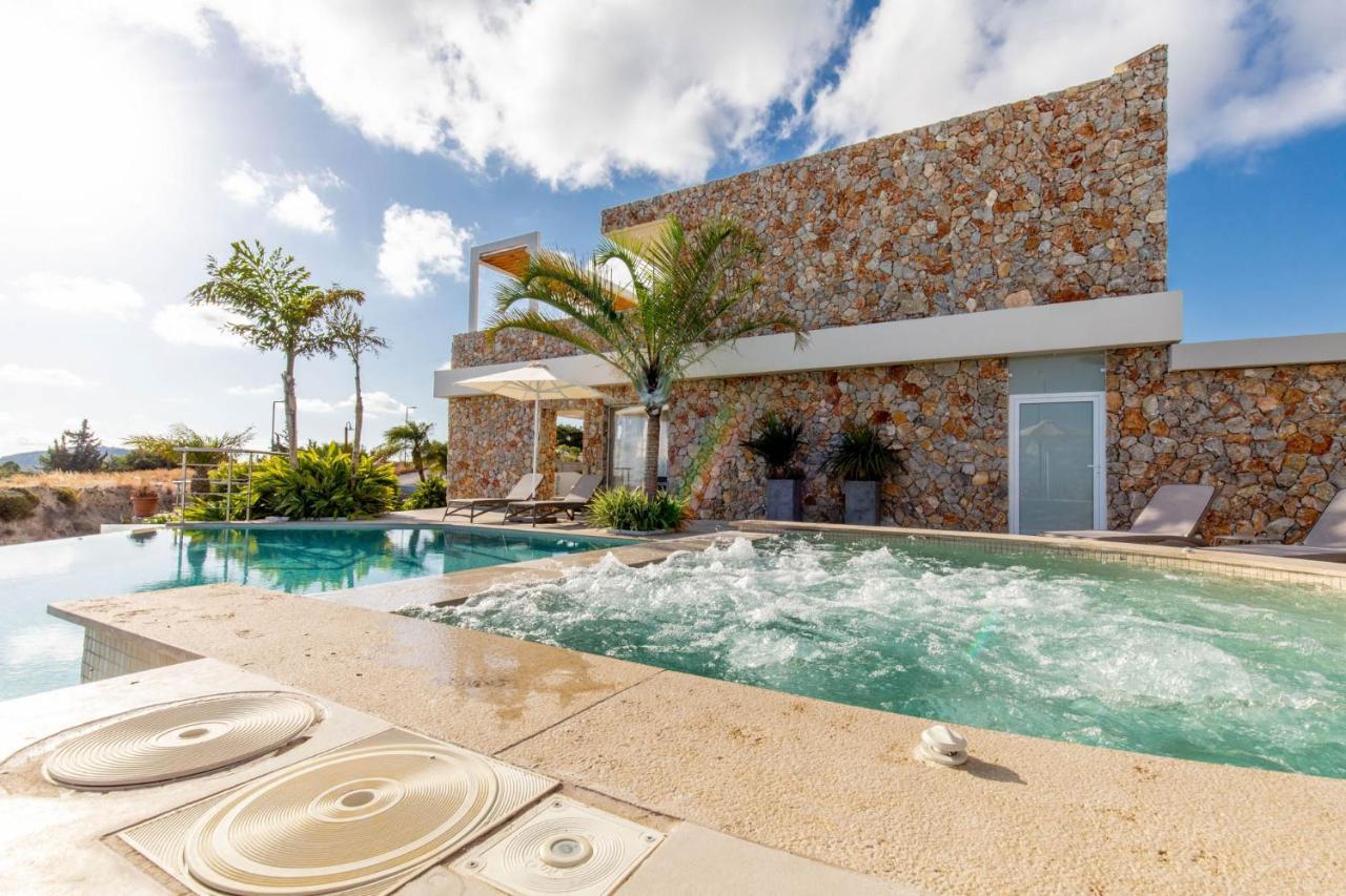 Villa Venezia Luxury Living Villas,