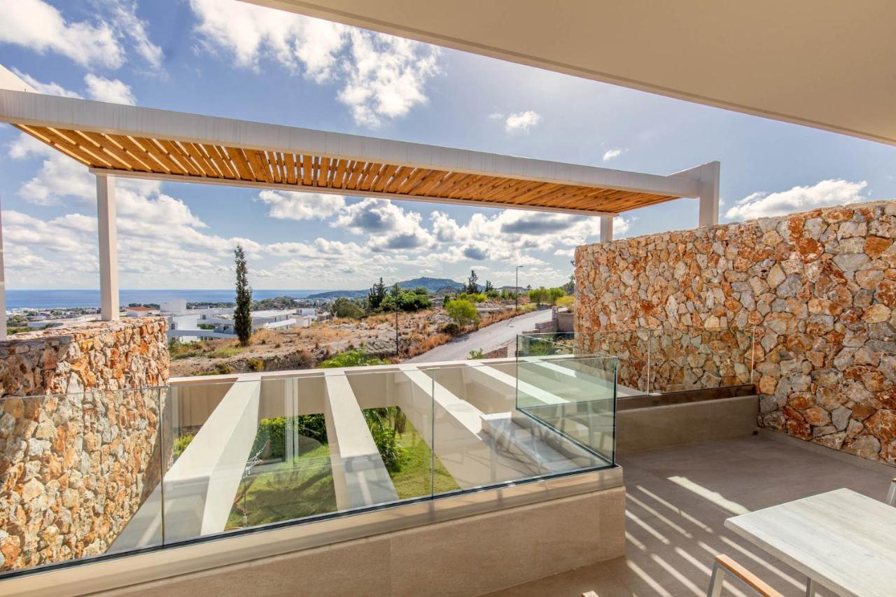 Villa Venezia Luxury Living Villas, *