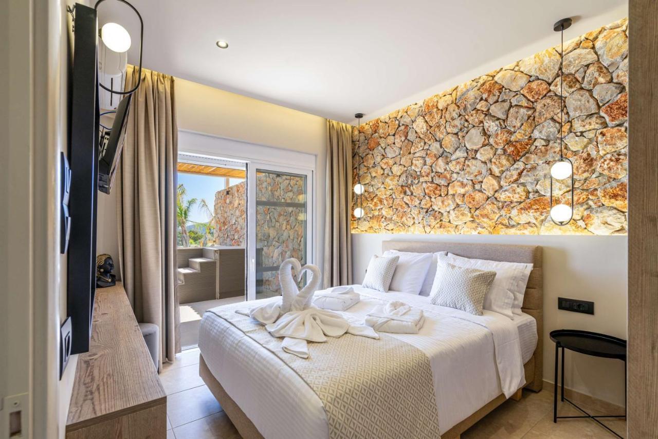 Villa Venezia Luxury Living Villas, *