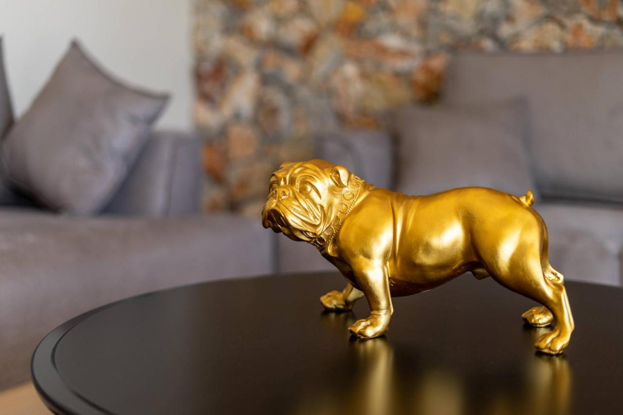 Venezia Luxury Living Villas, *