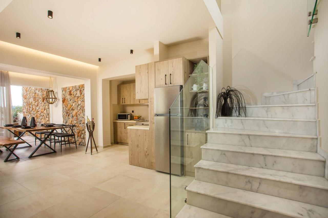 Villa Venezia Luxury Living Villas, *